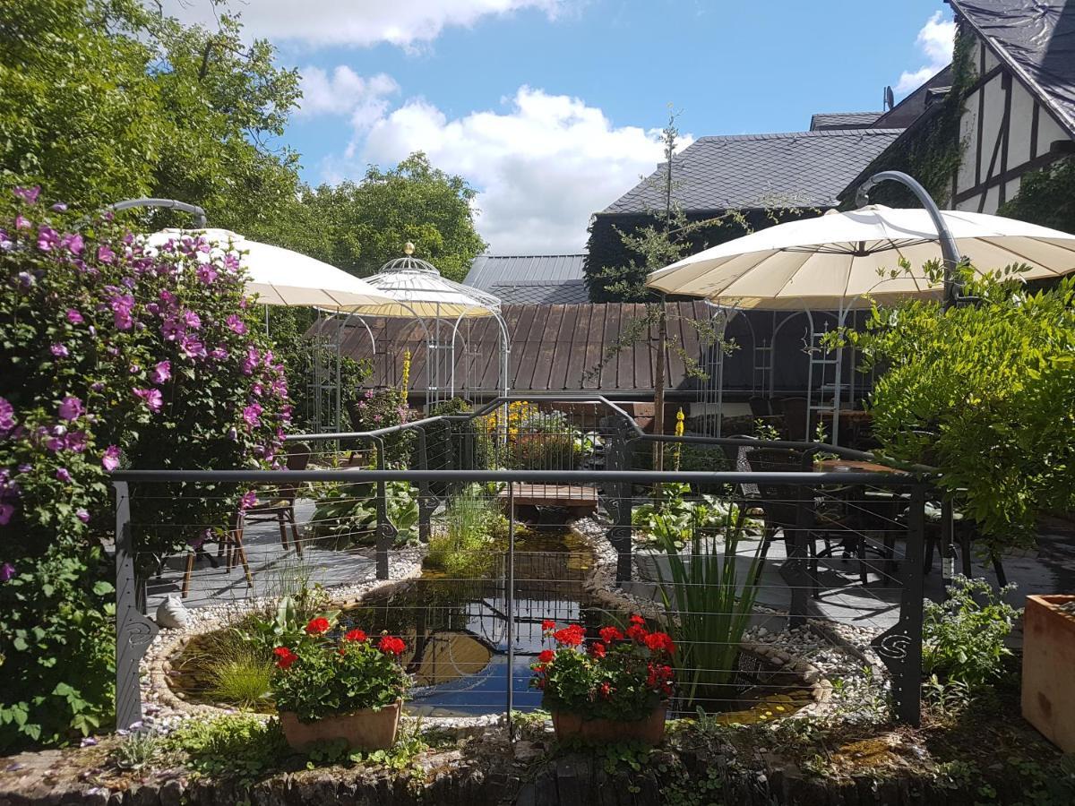 Juffer Flair Restaurant Gaestehaus Brauneberg Zewnętrze zdjęcie